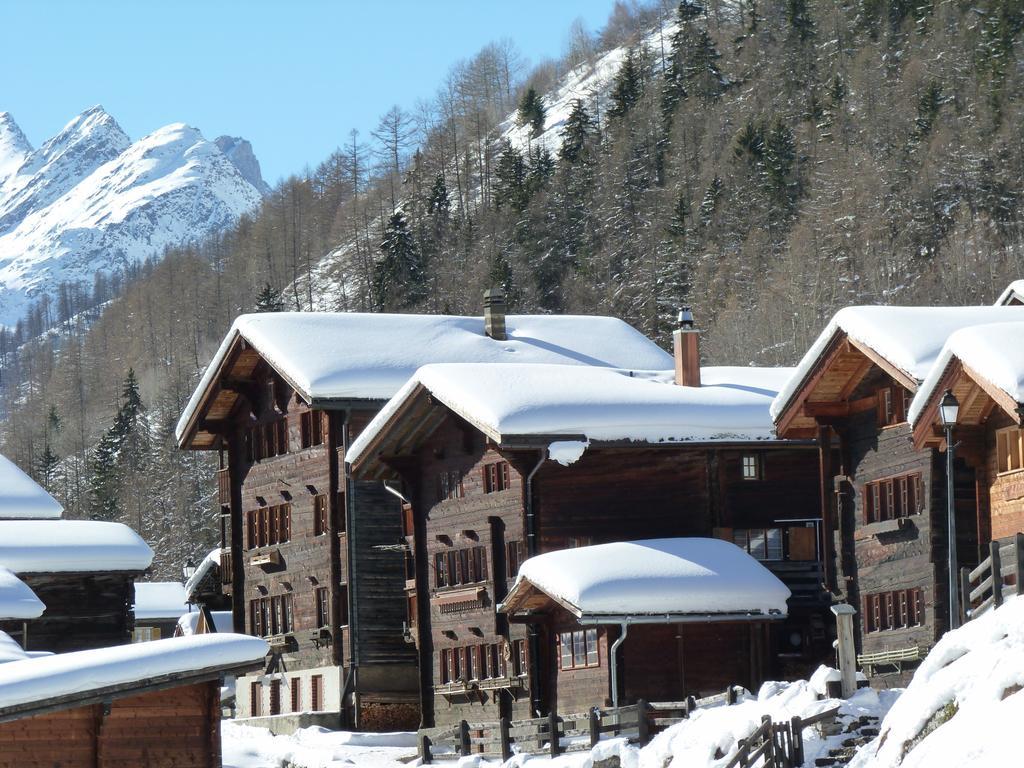Chalet Des Alpes - Sunset View - ครองส์มอนตานา ภายนอก รูปภาพ