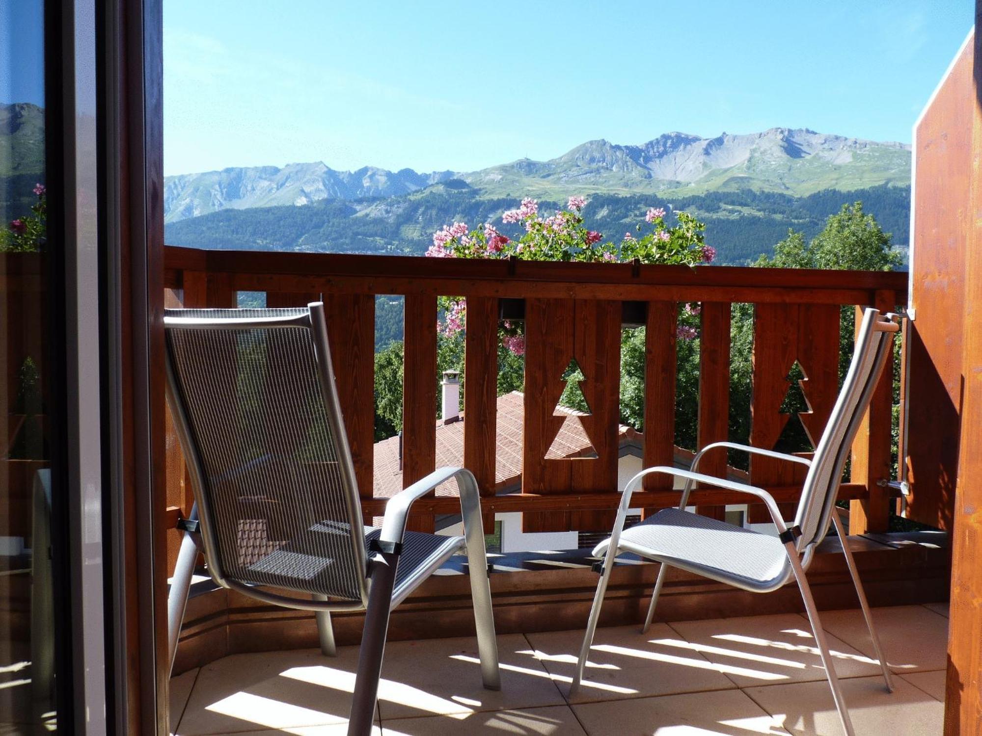 Chalet Des Alpes - Sunset View - ครองส์มอนตานา ภายนอก รูปภาพ