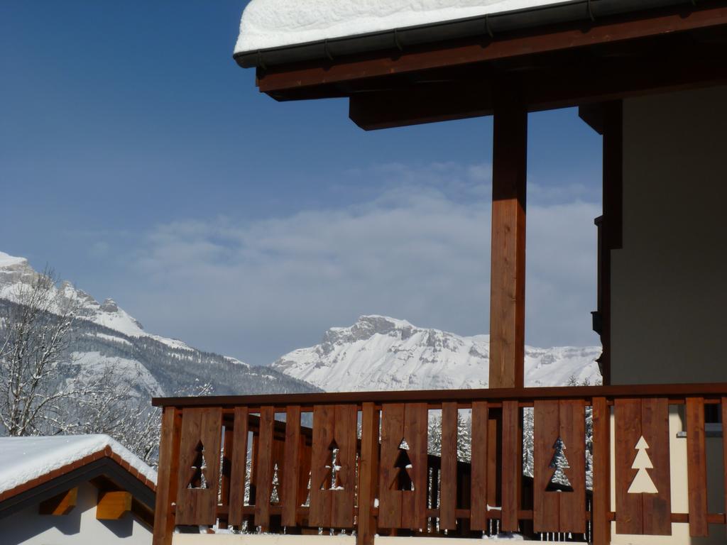 Chalet Des Alpes - Sunset View - ครองส์มอนตานา ภายนอก รูปภาพ