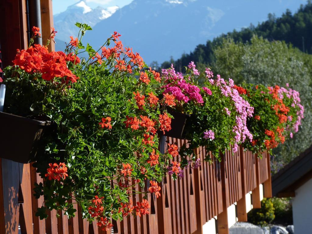 Chalet Des Alpes - Sunset View - ครองส์มอนตานา ภายนอก รูปภาพ