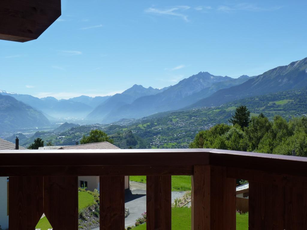 Chalet Des Alpes - Sunset View - ครองส์มอนตานา ภายนอก รูปภาพ